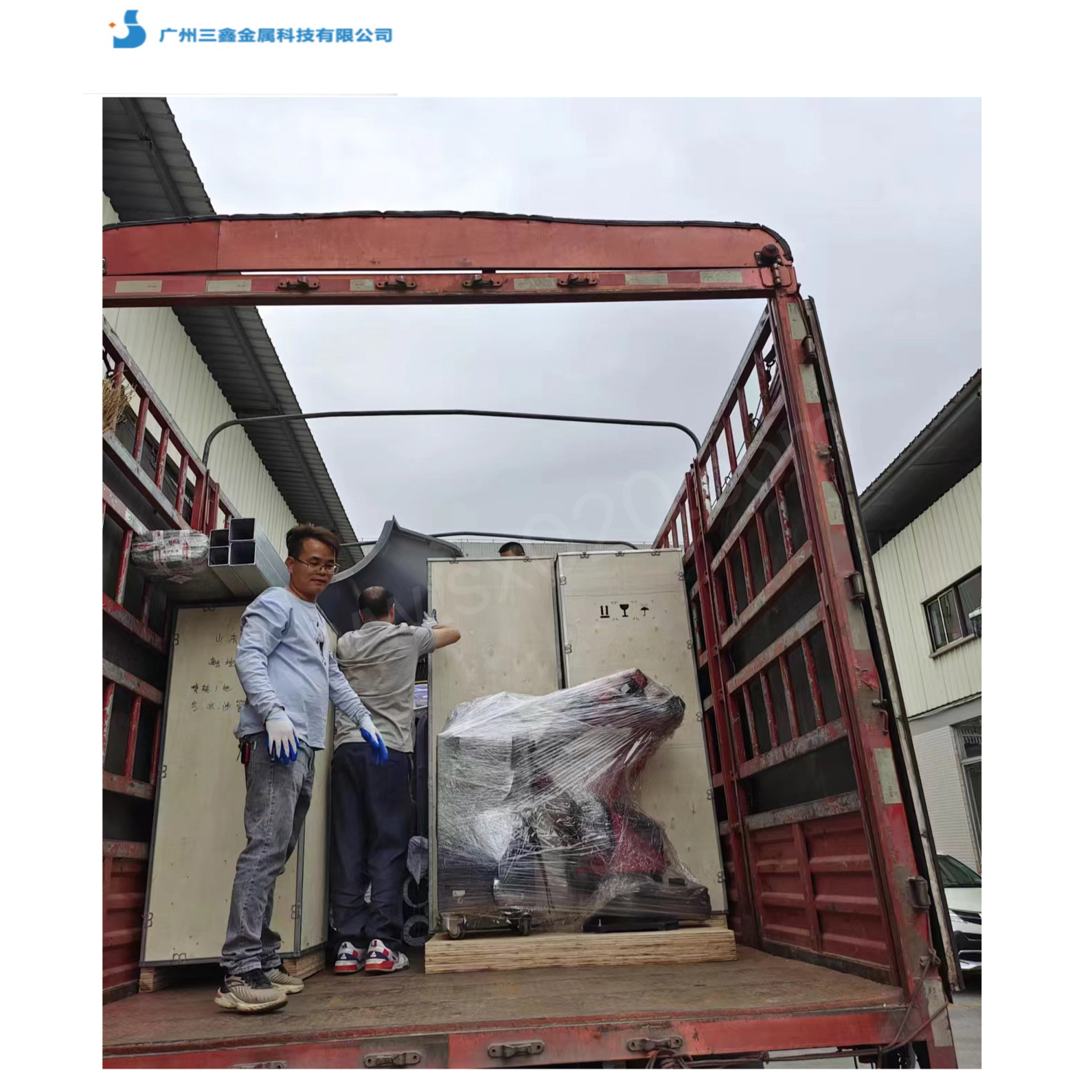 SX-8000燃油超音速设备喷涂生产线发货山东潍坊客户工厂，用于喷