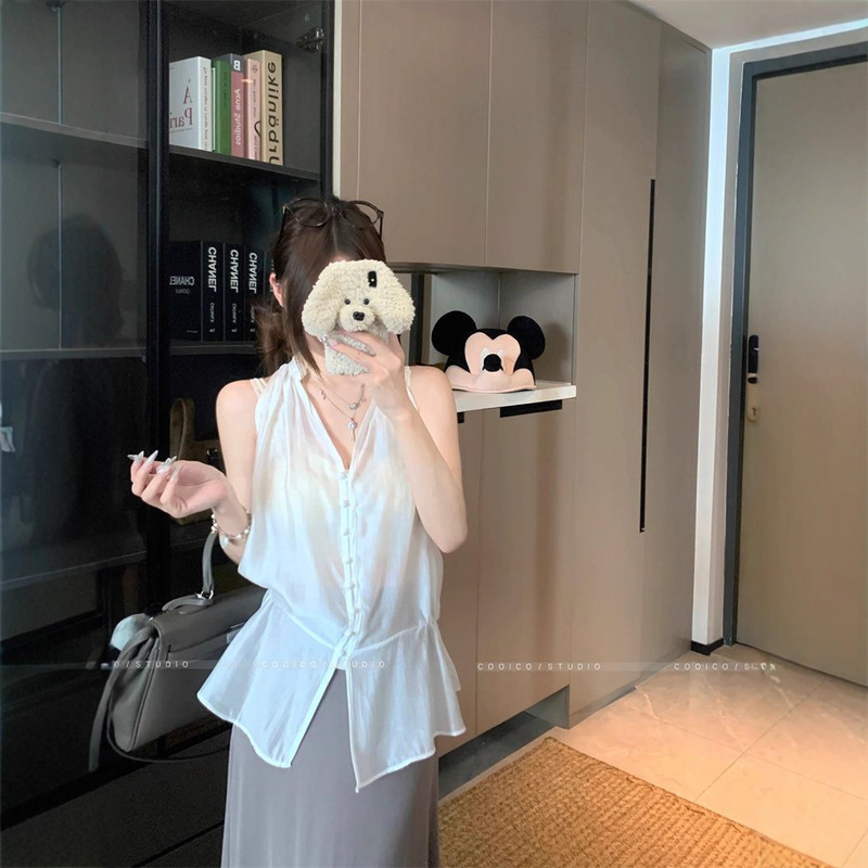 Hot Girl White Single-Breasted Lapel Shirt Women's Summer Elegant Waist Shirt Design Slim Sleeveless Short Top