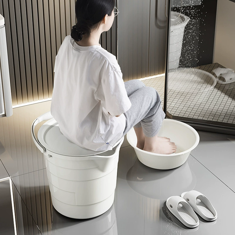 [Translated Russian equivalent of: Plastic bucket, washbasin, handheld big set for elementary school students for laundry, 3 piece set, increased thickness]