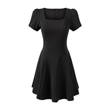 �W�����lŮ�b2025�ļ��¿�I�ձ��La�ֽ^������С�����B�¶�ȹ