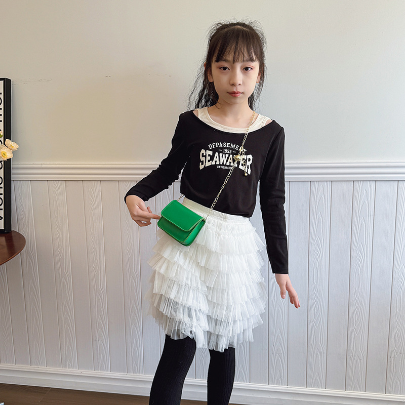 Coreano simple color sólido bolso pequeño para niños y niñas mini lindo bebé mochila 2025 nueva cadena bolso para niños