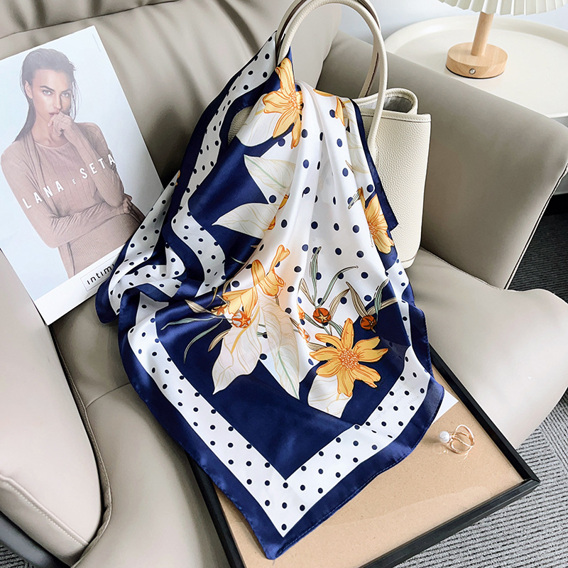 Tendencia moderna geométrica lunares impresión floral 70 bufanda cuadrada nueva bufanda de seda de imitación de temperamento decorativo de moda para mujer image 3