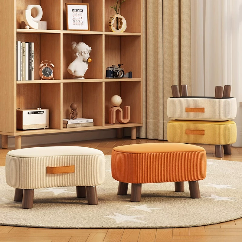 Маленький табурет, простой табурет для переобувания, подставка для ног дивана в гостиной, журнальный столик, небольшой низкий табурет, маленькое кресло с мягким наполнением, небольшая бытовая скамейка.