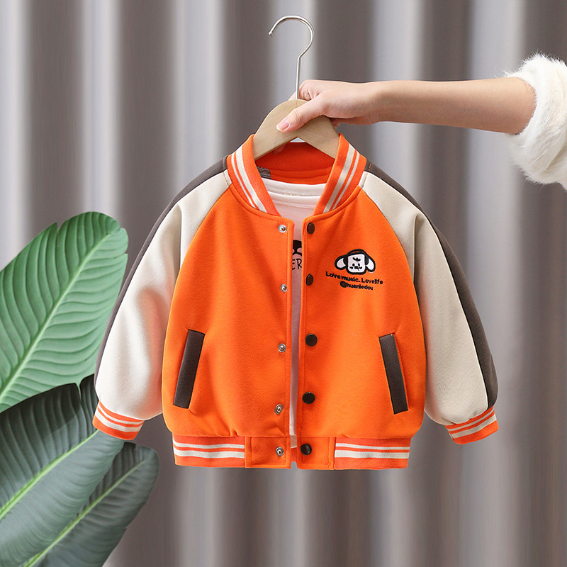 7660 chaqueta de primavera para niños 2025 nuevo chico guapo primavera chaqueta coreana primavera y otoño uniforme de béisbol de dibujos animados