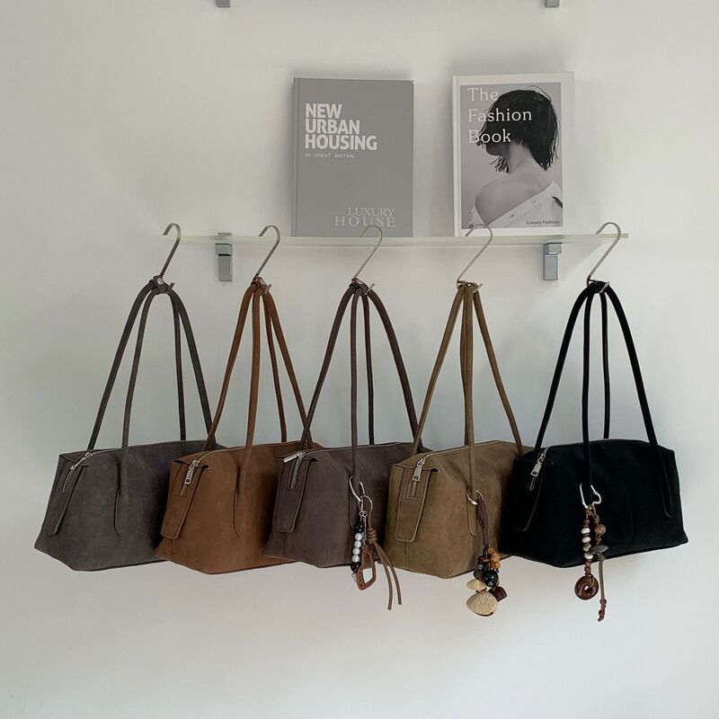 Multi-Fruit Women's Bag, Leather Vintage Commuter Shoulder Bag for Women, 2025 Autumn and Winter Versatile Simple Fashion Affordable Underarm Bag