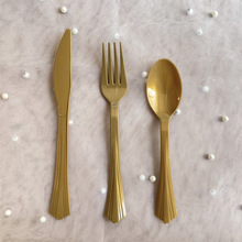 金色燕尾一次性刀叉勺生日派对用品蛋糕叉勺塑料刀叉勺活动餐具