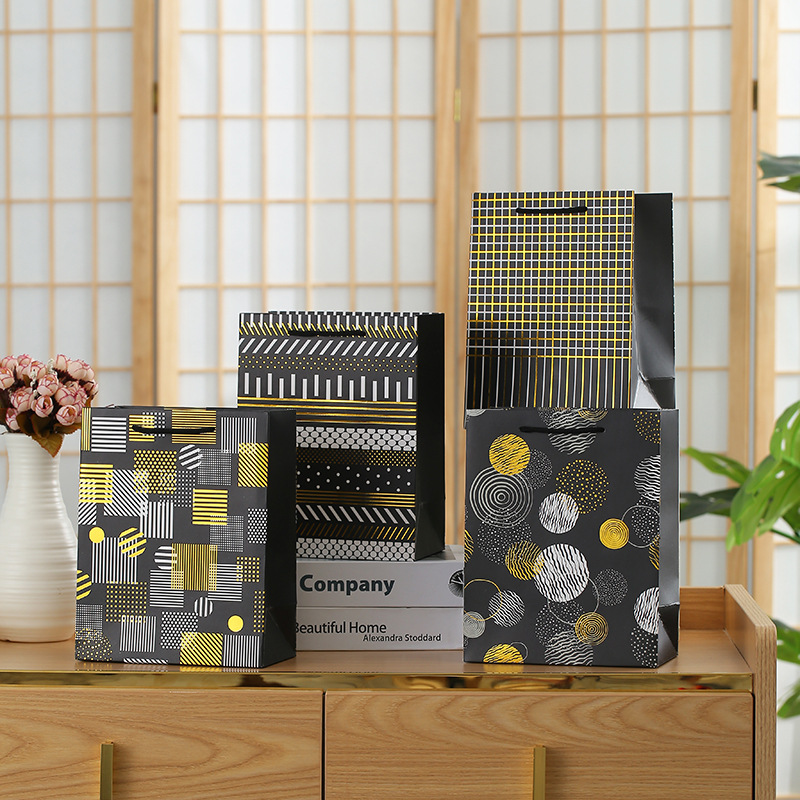 跨境纸袋包装袋白卡创意高级感商务礼品袋子购物包装手提袋现货