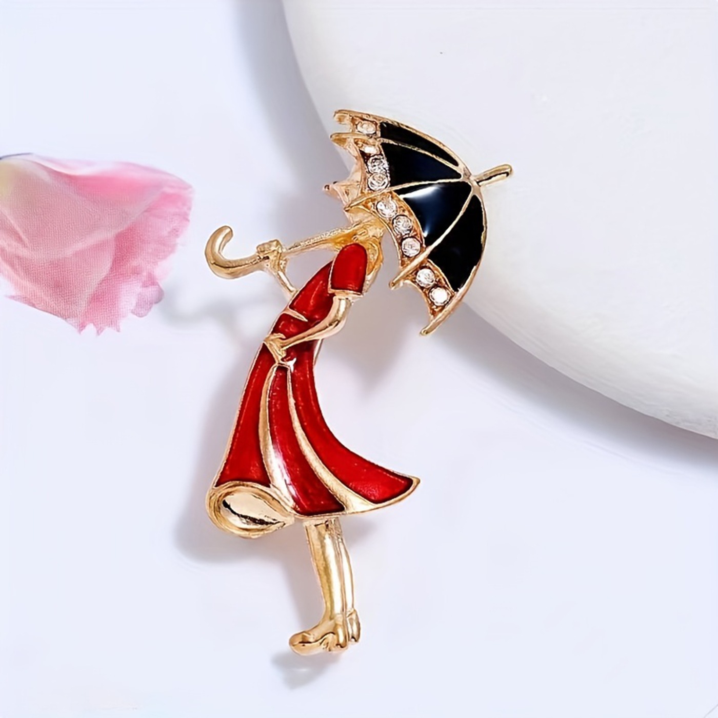 Broche à vêtements style lettre, mignonne et haut de gamme, avec motif floral et piano, accessoires DIY, style dessin animé transfrontalier._voghion.com