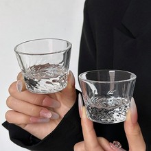 新款轻奢小酒杯浮雕螺旋纹玻璃杯白酒杯酒盅小号家用一口杯烈酒杯