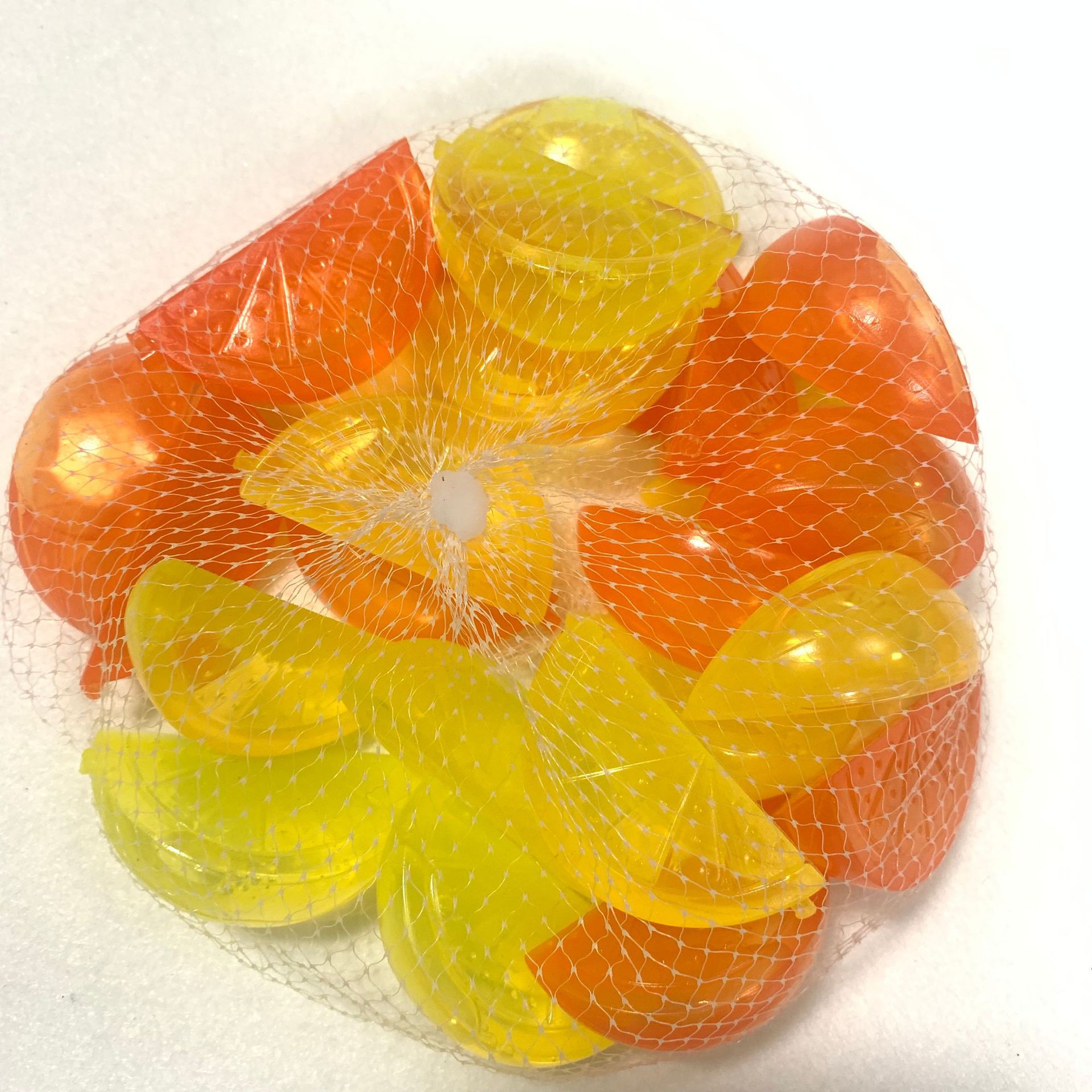 Envío gratis: 24 cubos de hielo de plástico naranja reutilizables para enfriar bebidas en bares y fiestas.