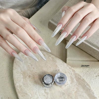 【Flower Principal】Internet-famous high-transparency light bulb Dırnaq bəzəkləri - nude-light-bulb-powder-with-a-cool-toned-feel