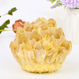 水晶工艺品;宝石工艺品;招财摆件