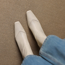 米白色时尚显瘦弹力靴女2025新款方头粗高跟后拉链瘦瘦靴百搭短靴