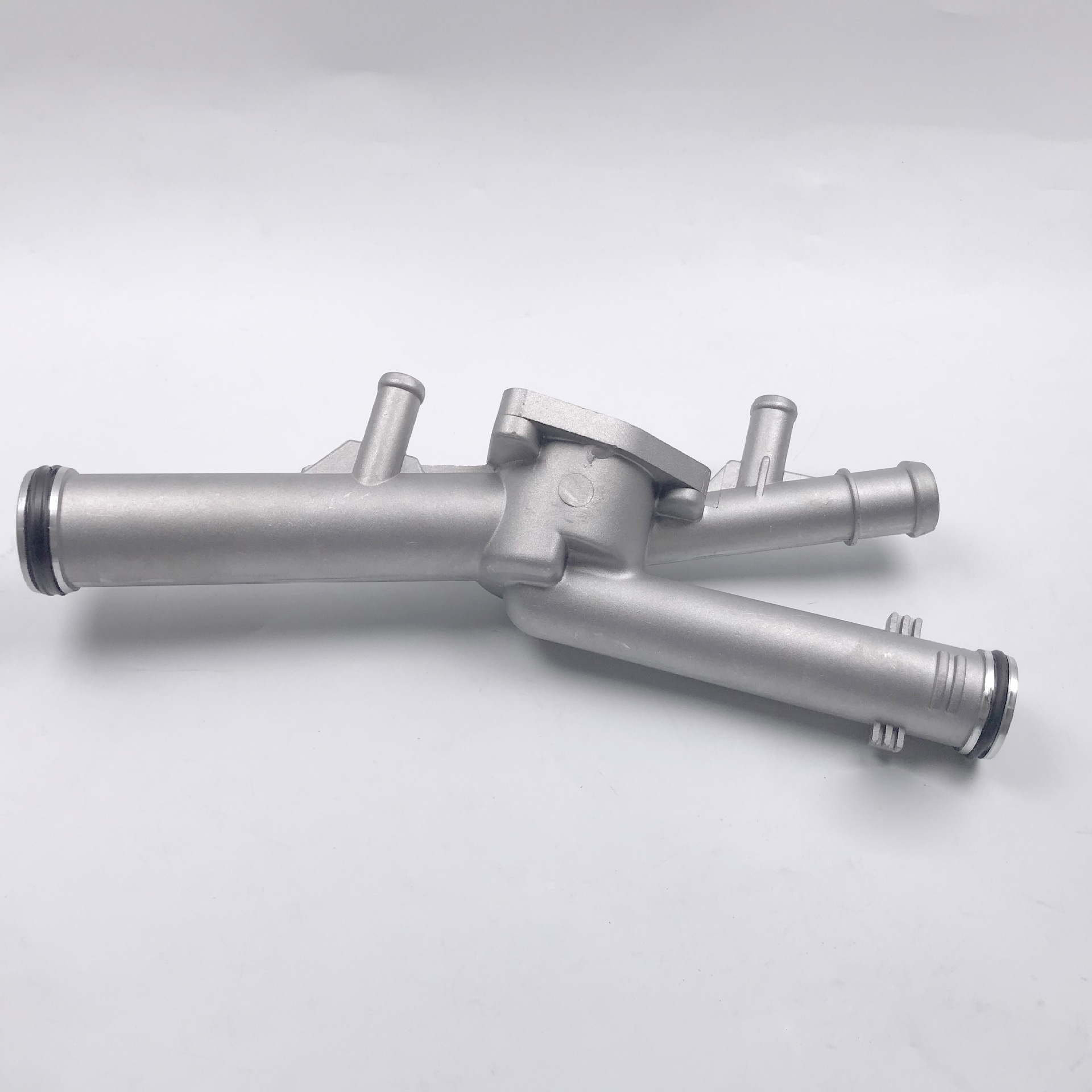 For Volkswagen Passat Phaeton Touareg Audi Q7 Aluminum Thermostat Housing 03H121117A