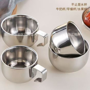 �Ӻ��p��304���P�ˮ�����ڱ��׃��@��ͯ���p�ӷ��C��ˤ��С�Ʊ�
