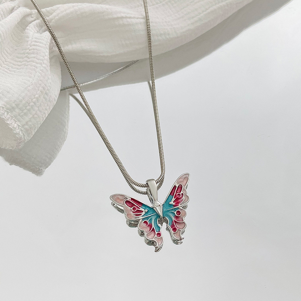 Mode Schmetterling Legierung Emaille Frau Halskette Mit Anhänger 1 Stück display picture 5