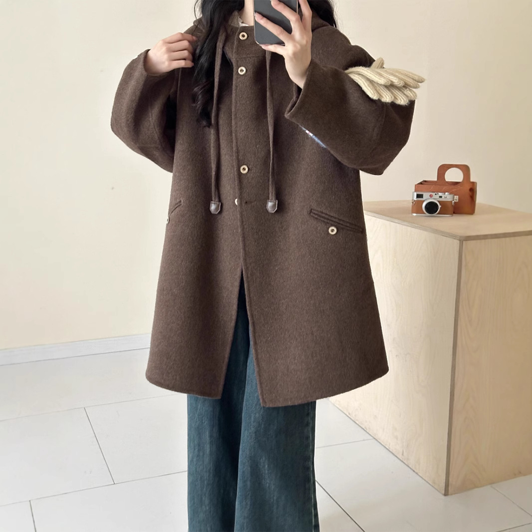 커피색