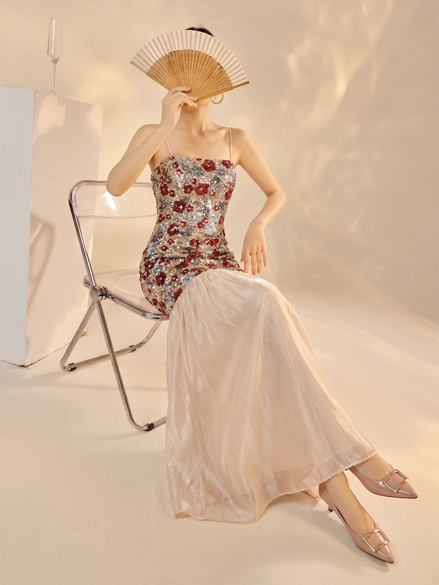Bộ váy đầm dây thêu ren kết hợp áo khoác cardigan phong cách Trung Hoa mùa hè — Trang chủ, bộ đồ, đầm dây