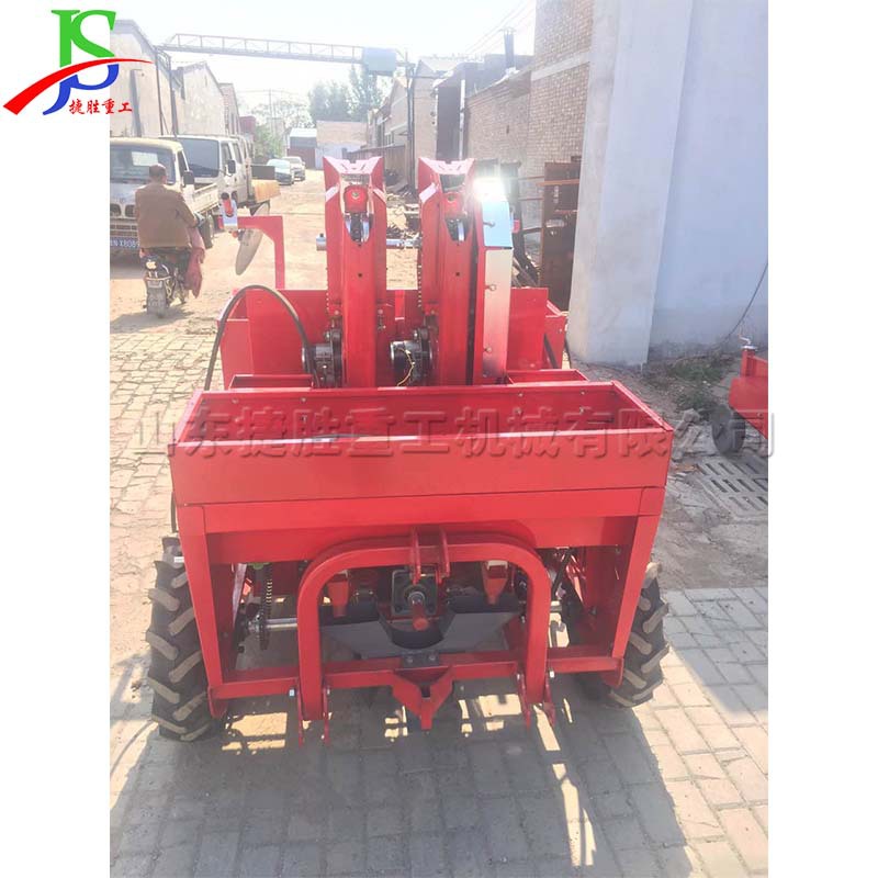 Máquina de siembra de papas Plantación y fertilización de película de papa Máquina todo en uno Tipo de asiento Cosechadora de papas de doble fila Single Ridge image 3