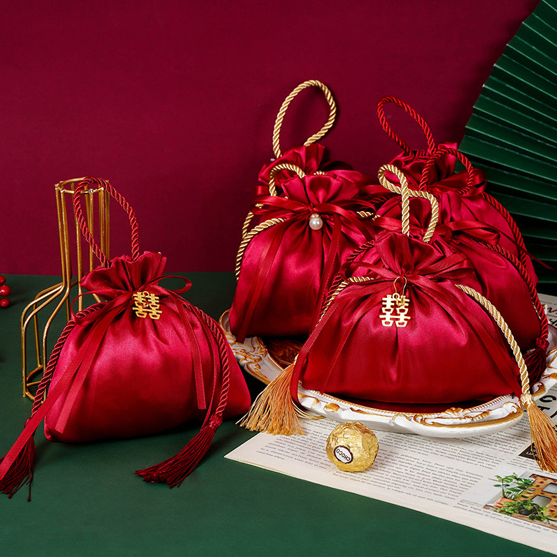 Wedding Supplies Chinese Tassel Closure Wedding Candy Bag Candy Packaging Souvenir Gift Bags Wholesale 