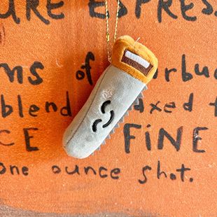 Cute Creative Saw Plush Toy Bag Pendant Funny Saw Keychain Doll Amusement City Grabber Doll