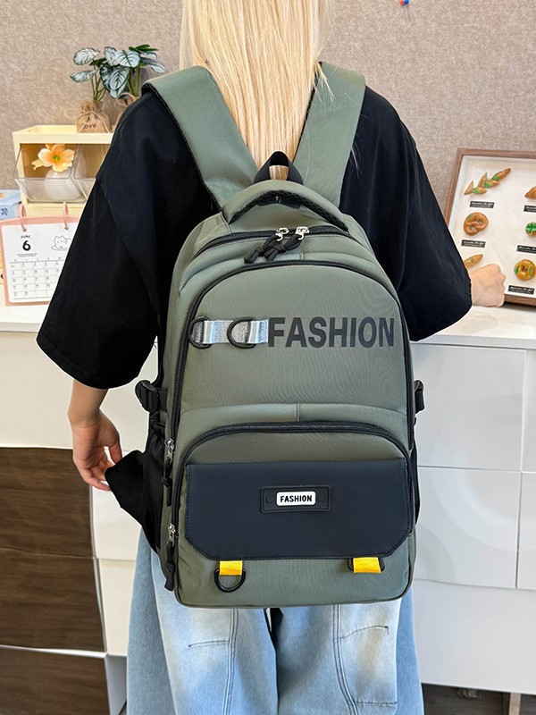 Mochila para computadora de cercanías de negocios para hombres de nuevo estilo Mochila al aire libre de ocio simple Mochila escolar de gran capacidad al por mayor