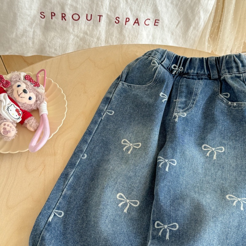 クリームパンツ秋の女の赤ちゃんジーンズ2025秋の新しい子供用ワイドレッグパンツ春と秋の子供服ファッショナブル|undefined