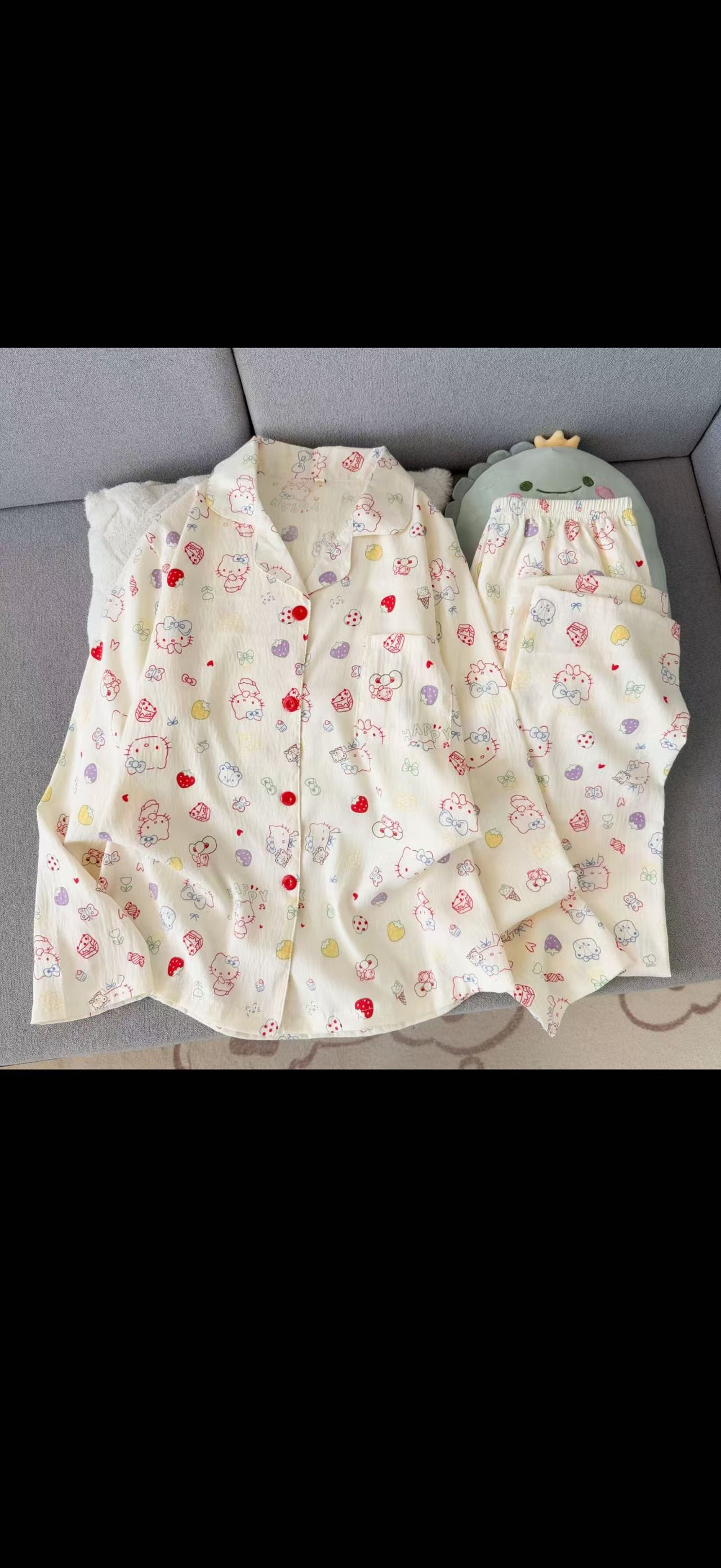 Algodón nublado al por mayor transfronterizo nuevo pijama de niña pantalones de manga larga delgados dulces dibujos animados impresión de ropa para el hogar set