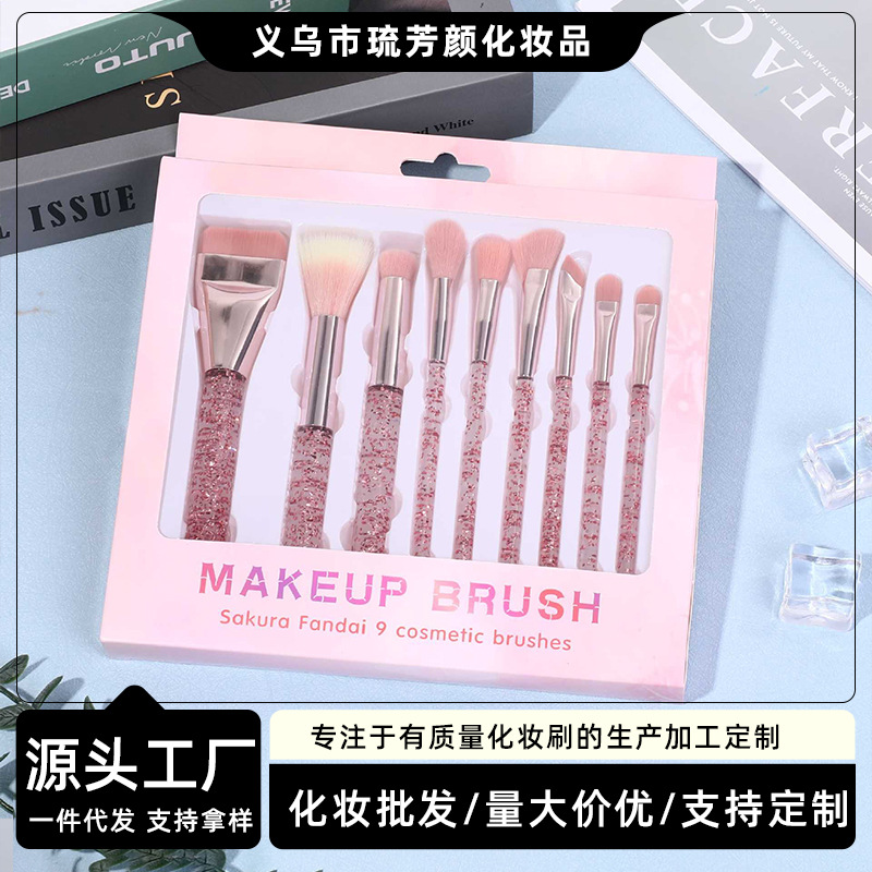 Productos explosivos transfronterizos de cerezo en polvo Dai9 cepillo de maquillaje de cristal, un cepillo de base de palabra, un conjunto completo de cepillo de maquillaje de belleza