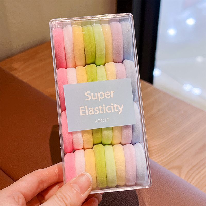 Círculo de pelo de color crema 32 cajas