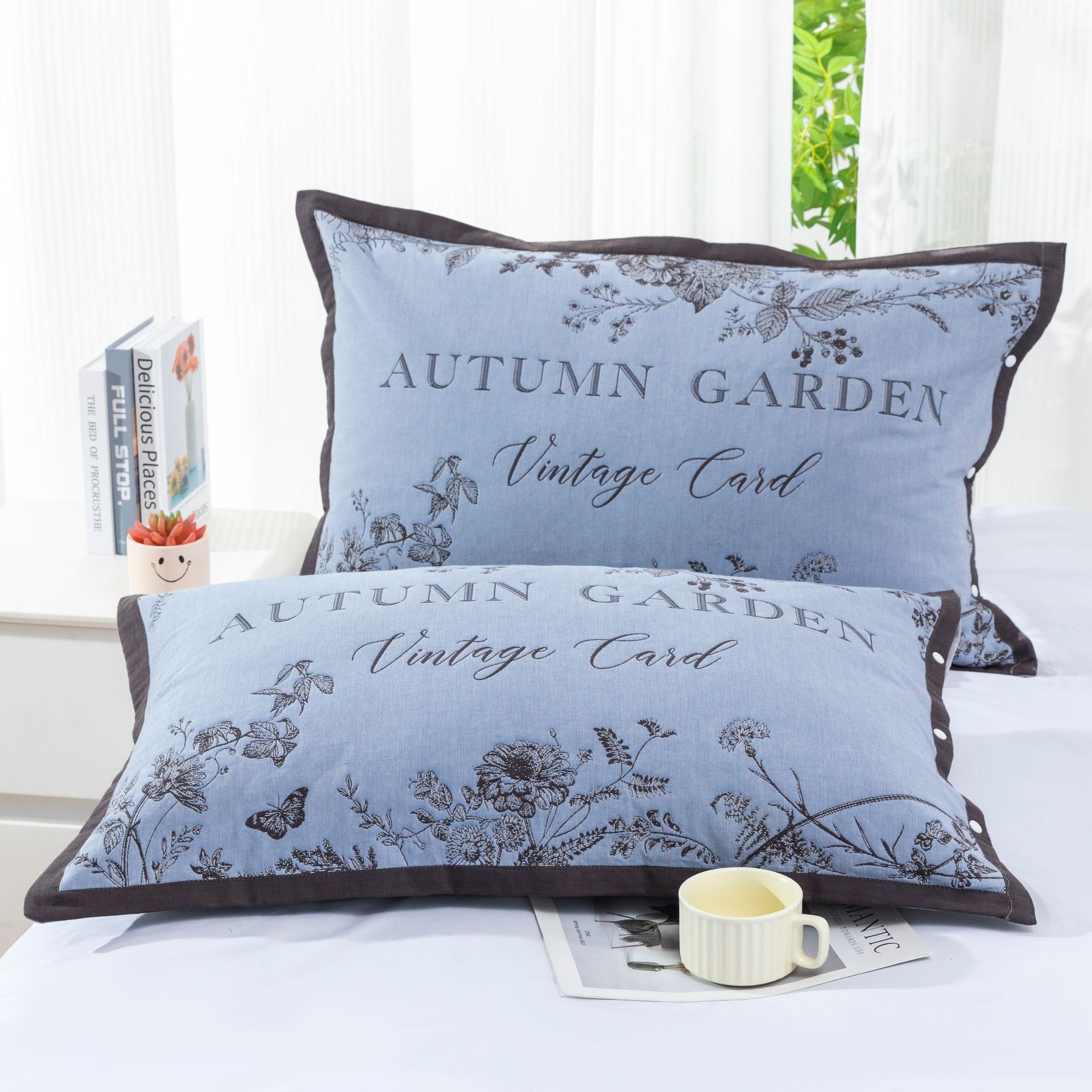 일랑일랑 매너 블루 베갯잇