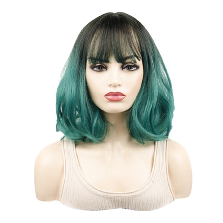Sentetik peruk Renkli kimyasal elyaf Siyah kademeli koyu yeşil düzgün patlama Buğulanmış rulolar kısa saç peruk kafa kapağı_voghion.com