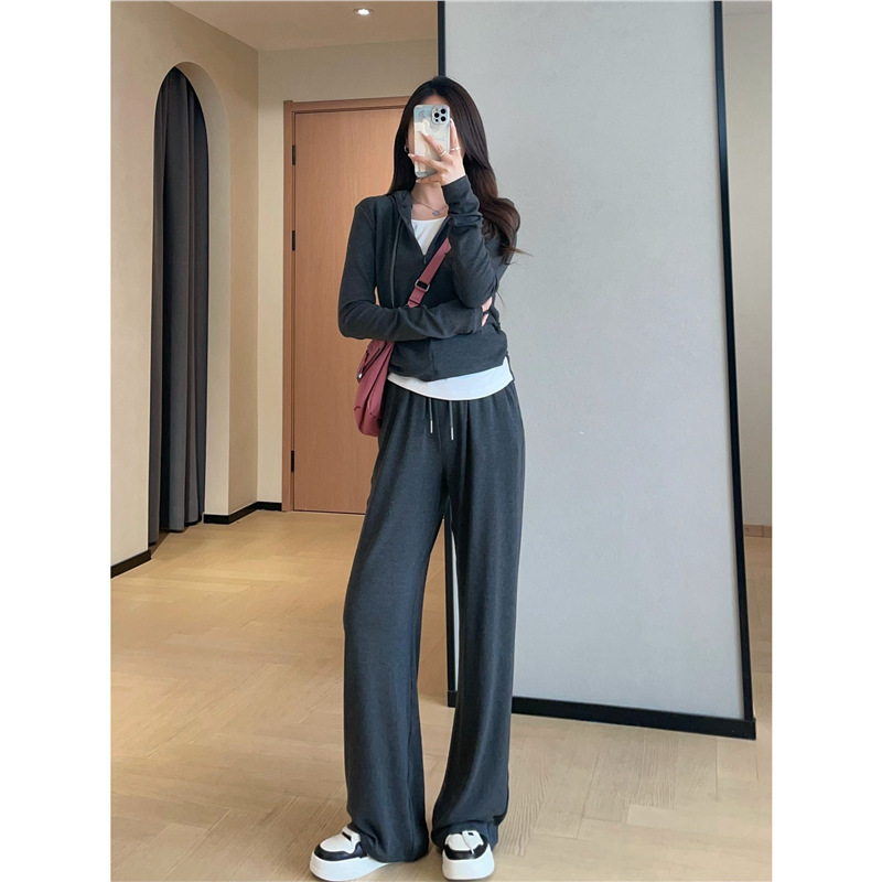 Spring Is Not Too Late, Slimming Paper Figure, Stylish Casual Fake Two-Piece Hooded Top, High-Waisted Wide-Leg Pants Suit for Women, New Autumn Collection