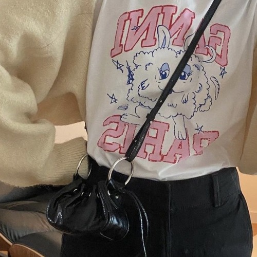  new niche design versatile silver shoulder crossbody handbag female mini drawstring pleated small bag