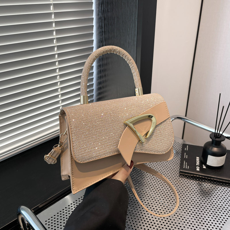 Moda y lujo ligero 2025 nuevo estilo estilo occidental estilo coreano popular retro casual color sólido bolso pequeño de mensajero de un solo hombro