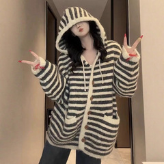 慵懒风撞色条纹连帽毛衣女秋冬新款复古宽松百搭针织开衫上衣外套