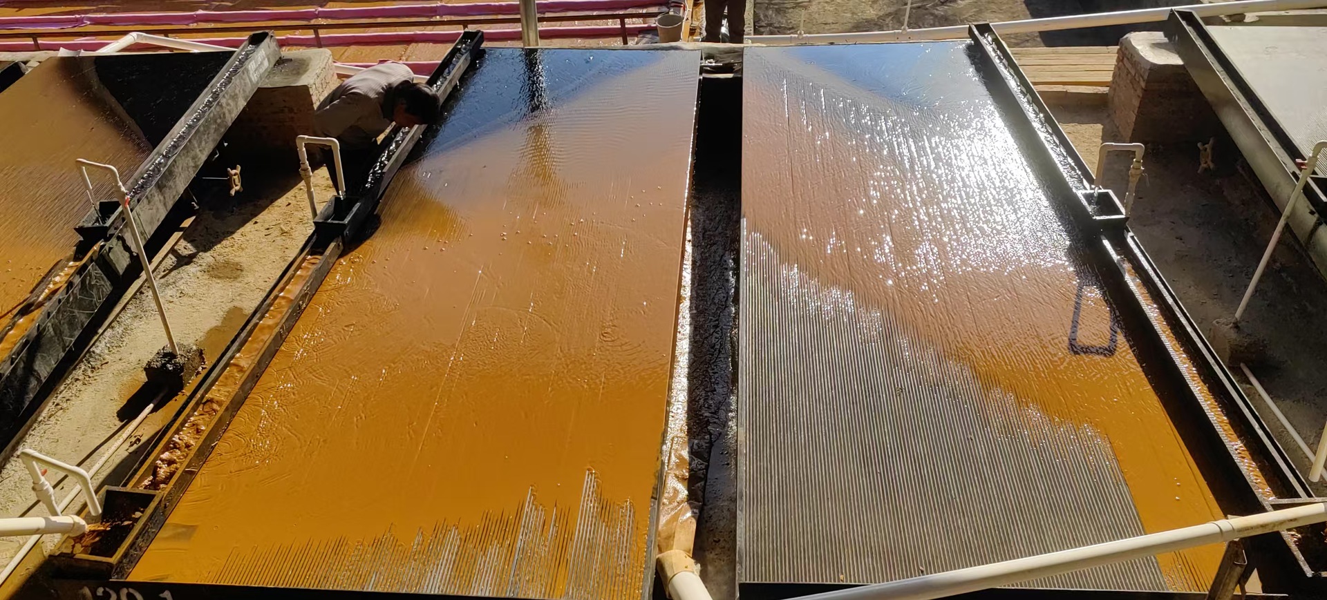 裕发矿产品加工厂钨锡矿