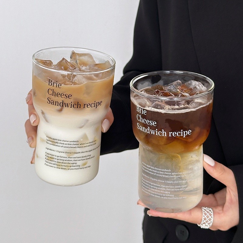 Taza de agua de vidrio de alto valor nominal taza de letras doméstica coreana resistente a altas temperaturas taza de jugo simple taza de café