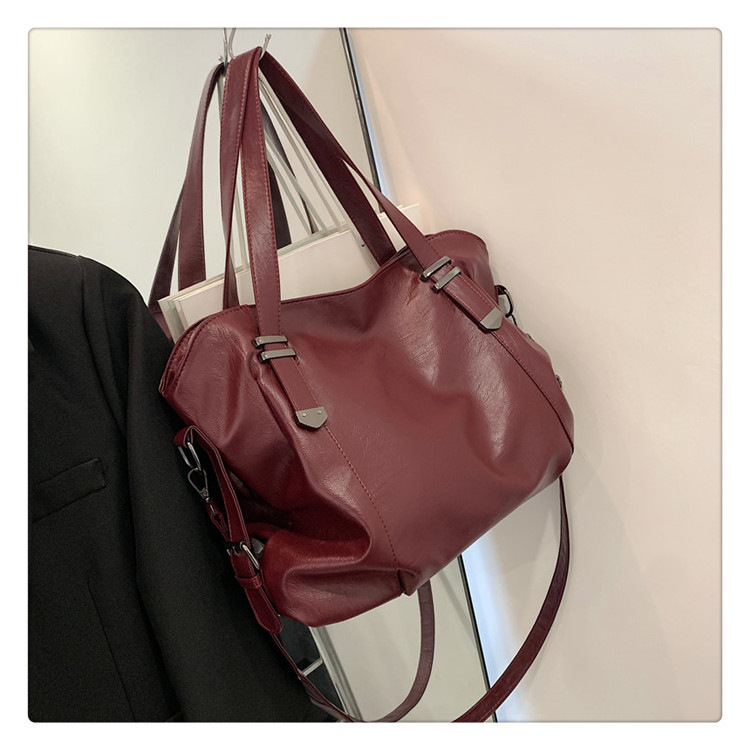 New fashionable European and American women's bags, retro and simple single-shoulder bags, large-capacity high-quality handbags, elegant crossbody bags are in stock undefined