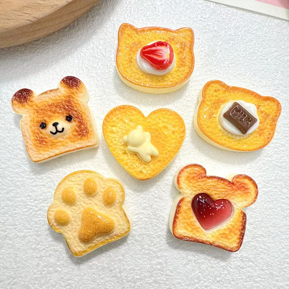 小卡可爱小熊吐司面包树脂配件diy奶油胶手机壳钥匙扣首饰盒批发