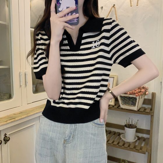 Vintage Gentle Polo Collar Short-sleeved Knitted T-shirt Women's 2025 Summer New Arrival Embroidered Fashionable Comfortable Age-reducing Top