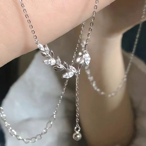 Blessed Rices~ Wheat Spike Necklace for Women - Ins Trendy, Unique, and High-End Design, Clavicle Chain with the Meaning of Peace Year After Year