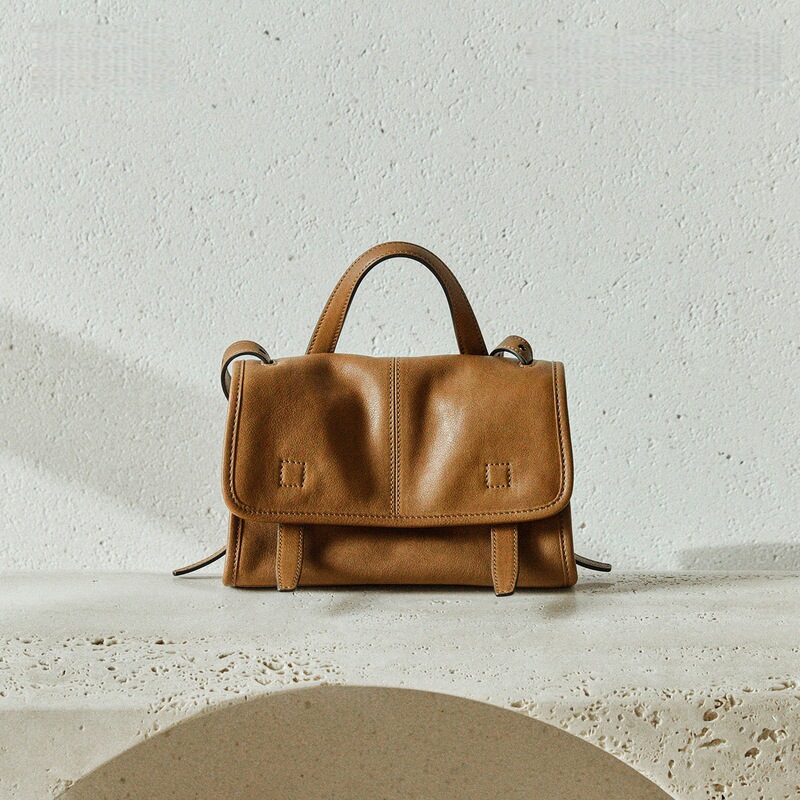 Genuine Leather Messenger Bag with Hand-Carry and Shoulder Strap, Vintage Style, Women's Leather Bag, 2026 New Model