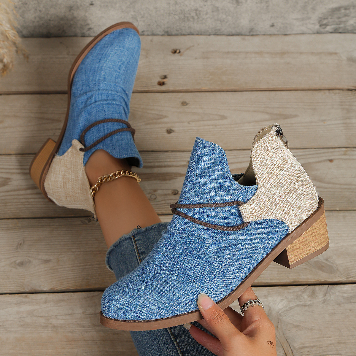 Damenschuhe 2024 Herbst und Winter neue spitze Zehenpartie mit quadratischem Absatz und Leopardenmuster, modische kurze Stiefel für Damen in großen Größen_voghion.com