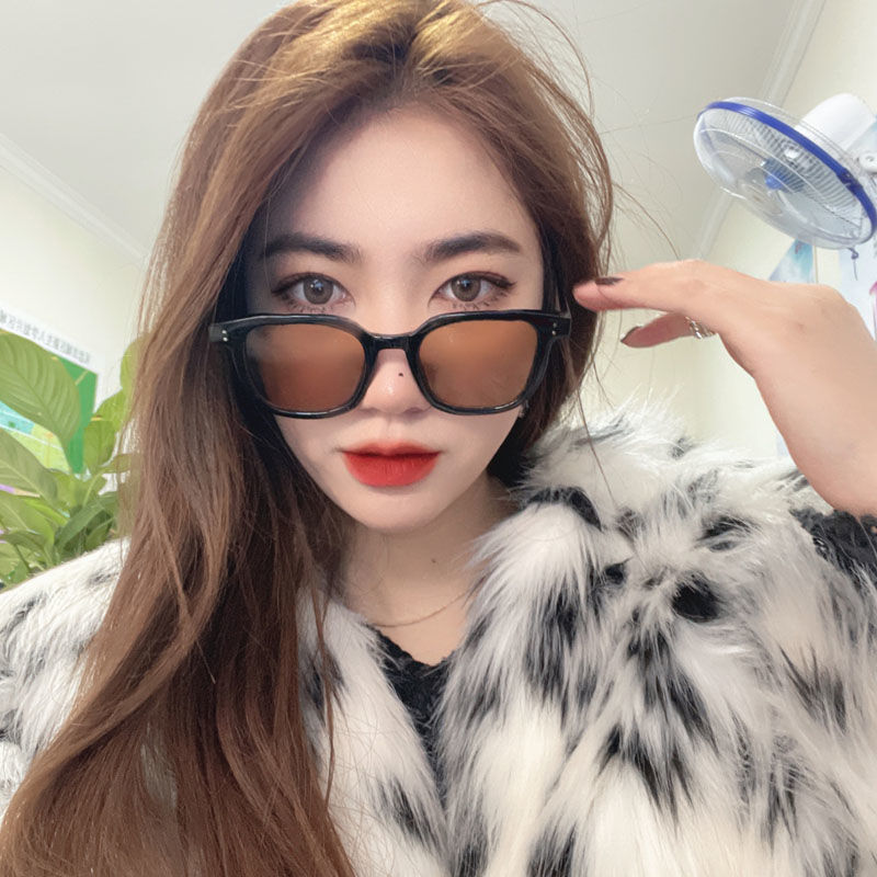 36g Weight Full Frame Glasses Structure Sunglasses Classification Ac, UV400 Protection Lens Material Fashion Solid Color Ac UV400 Protection Square Full Frame Women's Sunglasses