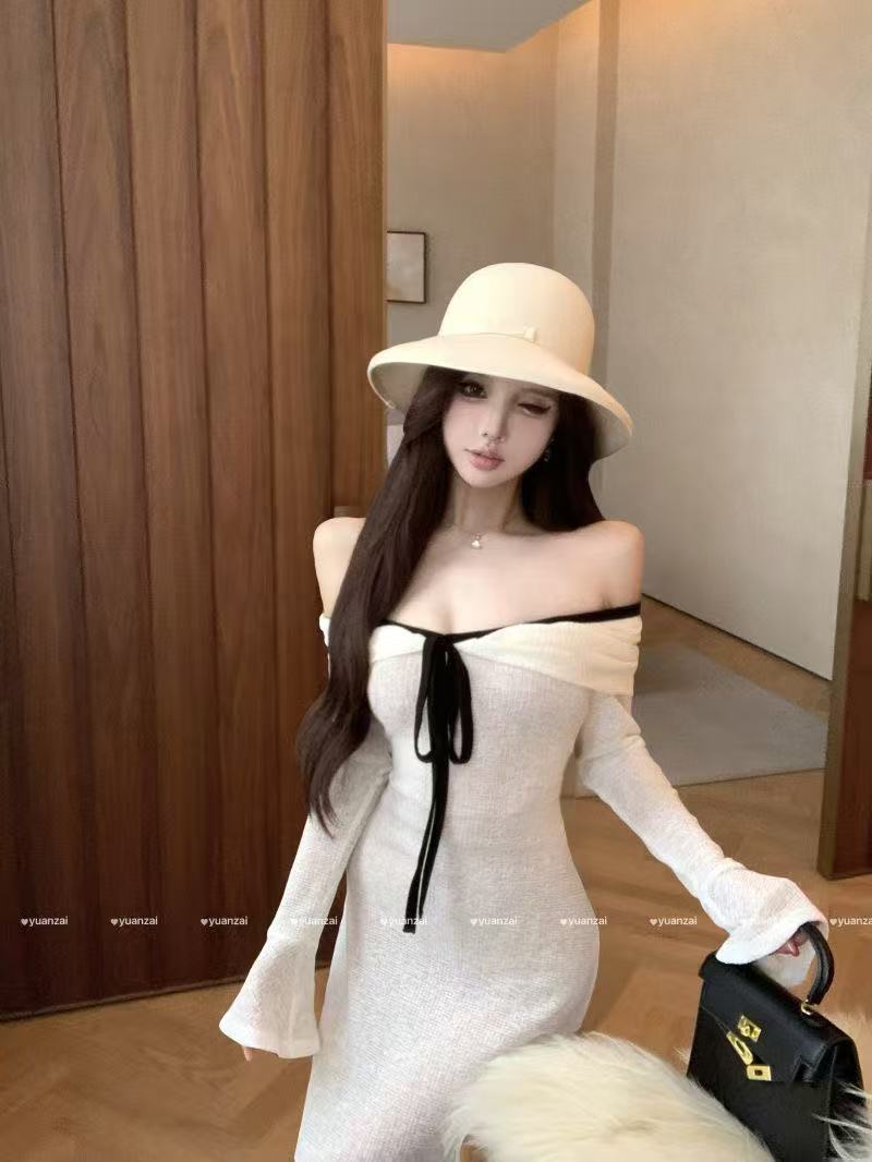 One-word Shoulder Contrasting Color Strap Long-sleeved Dress Women's Autumn Horn Sleeve Waist Skirt Gentle Slim Hip-wrapped Long Dress_ecoleips.com