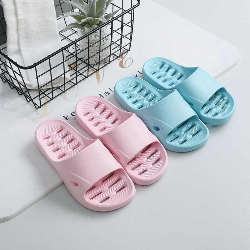 Leaky Bathroom Slippers Women's Summer Household Indoor Non-slip Couple Breathable Quick-drying Hollow-out Household Bathing Sandals for Men