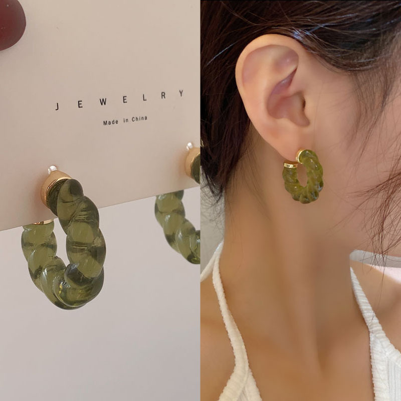 Title 1, Orecchini a forma di C con design vintage a spi...