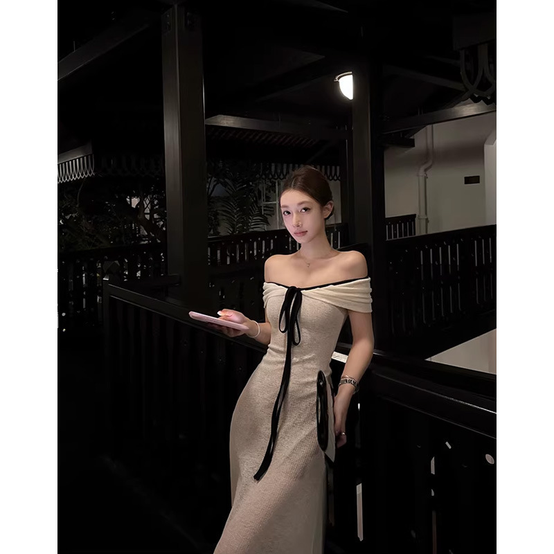 Chestnut Cocoa'Windsor Love' Romantic One-Shoulder Tie-Waist Bodycon Dress for Women in Spring