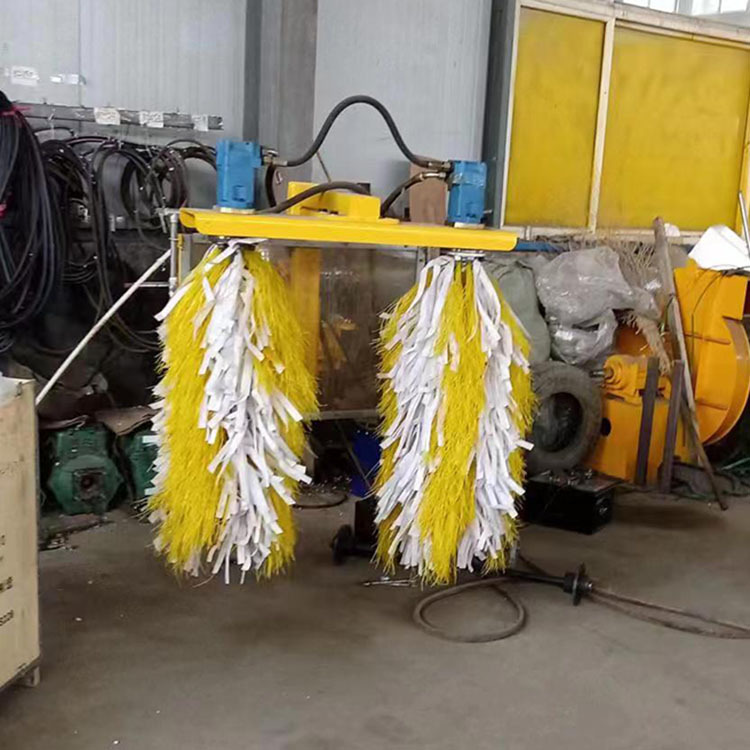 加装护栏清洗设备 城市交通道路围栏清洗设备 车载式护栏清扫设备